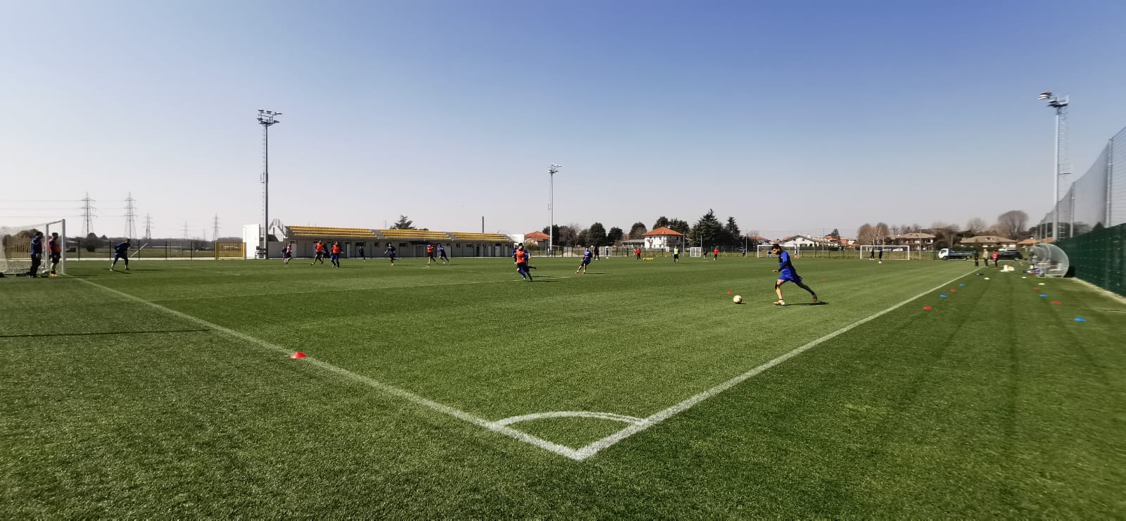 Il Como Calcio prova il campo di Cislago, 24 marzo 2021